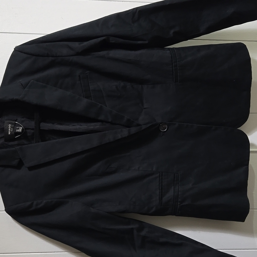 MANGO Classic Black Blazer